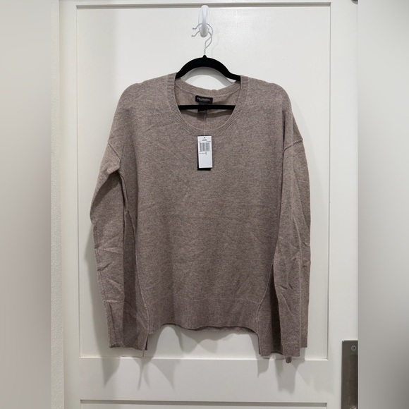 NEW DANE LEWIS PHILOSOPHY Casmere Long Sleeve Sweater Shirt- Beige (size XL)